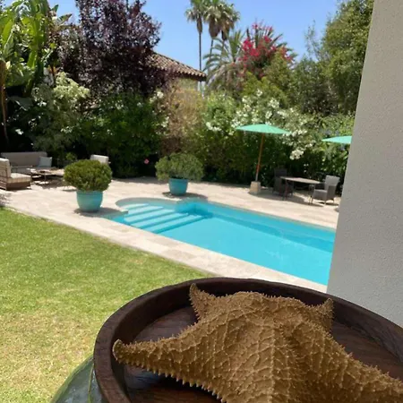 Casa Nuestra Hotel